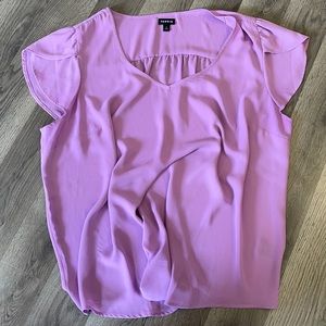NWOT LAVENDER PURPLE GEORGETTE TULIP SLEEVE BLOUSE